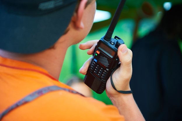 Benefit from Using Walkie-Talkies at Your Car Wash