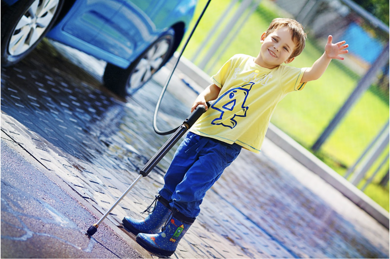 Products to Help Parents Keep Their Cars Clean