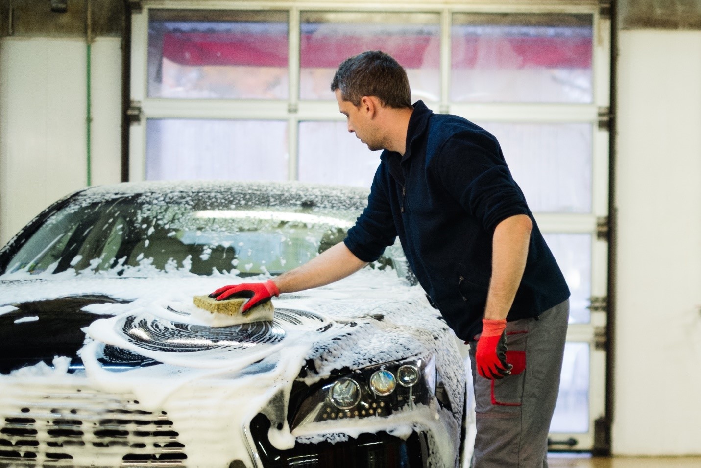 What is the Best Way For Your Customers to Wash Their Cars Using Your Car Wash Supplies? 